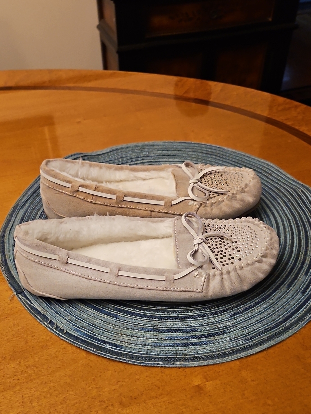 Kohl's Light Beige Suede Moccasin Slippers with Crystal Accent